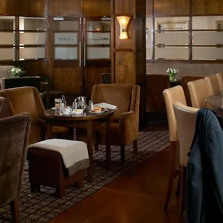 Ξενοδοχείο Stanville Hotel