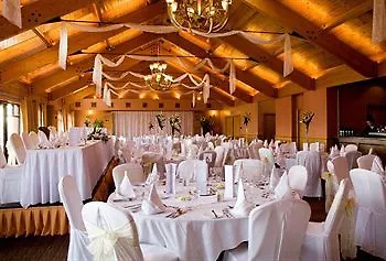 Stanville Hotel Barntown